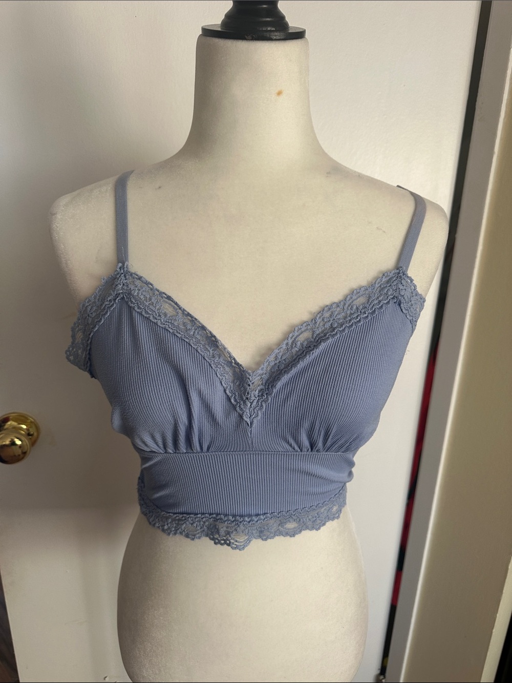 Lace-Trim Ribbed V-Neck Bralette in Periwinkle